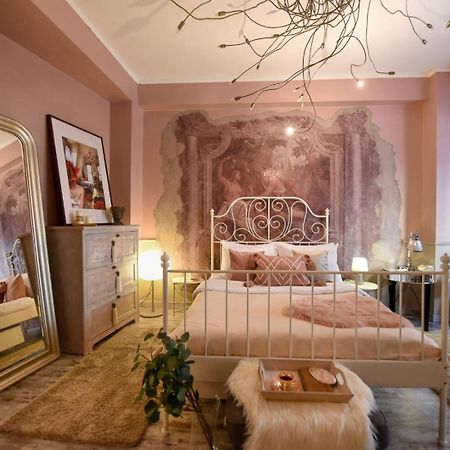 Magic Studio - A Central Fairytale Experience Bucureşti Exterior foto