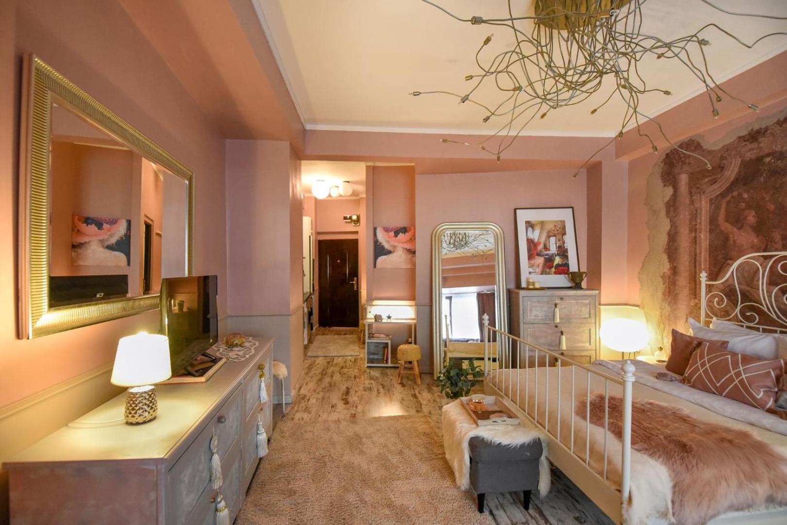 Magic Studio - A Central Fairytale Experience Bucureşti Exterior foto