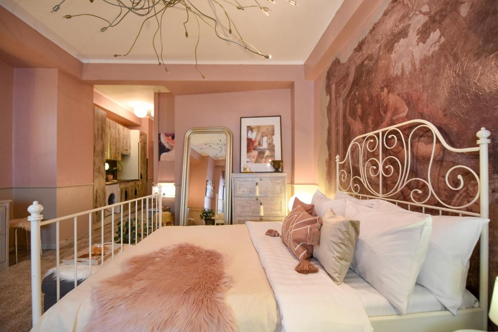 Magic Studio - A Central Fairytale Experience Bucureşti Exterior foto