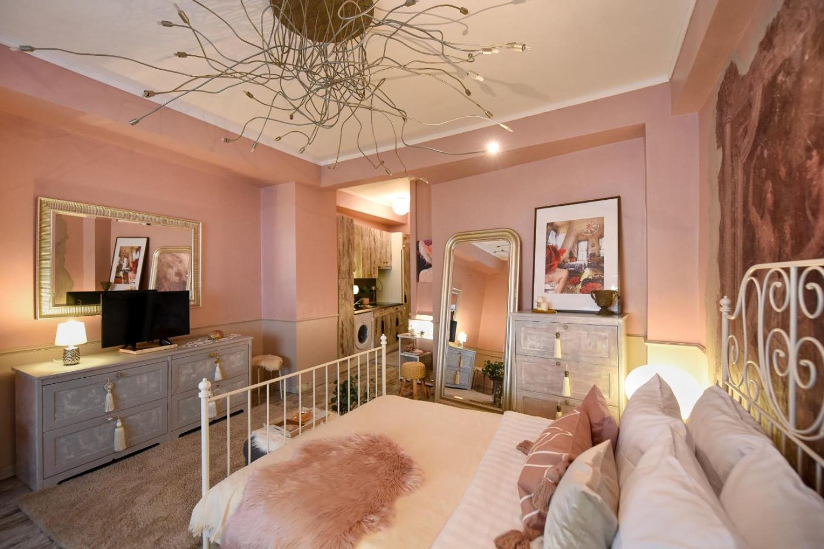 Magic Studio - A Central Fairytale Experience Bucureşti Exterior foto